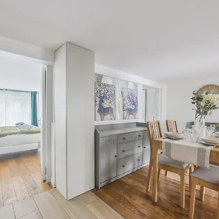 Super 3 Pieces Centre