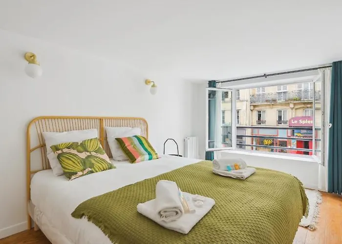 Super 3 Pieces Centre * Paris